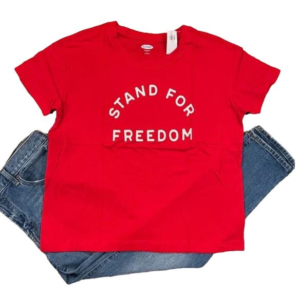 NWT Old Navy Women's Red Loose Stand for Freedom T-Shirt - Picture 1 of 7